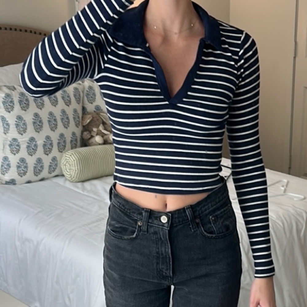 Abercrombie & Fitch Blue and White Fitted Crop Polo Button Down